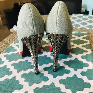 Rachel Roy RF KIMI Studded Denim Pumps